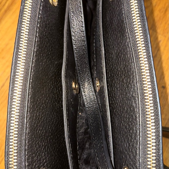 Michael Kors crossbody bag - Picture 9 of 10